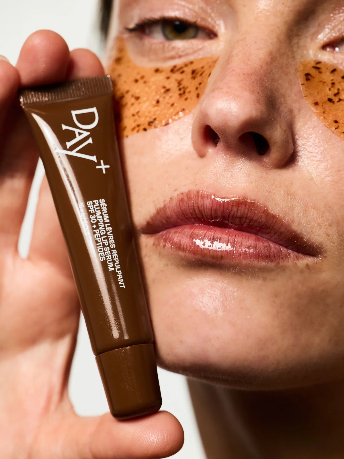SÉRUM LÈVRES REPULPANT SPF30 + PEPTIDES - DAY +